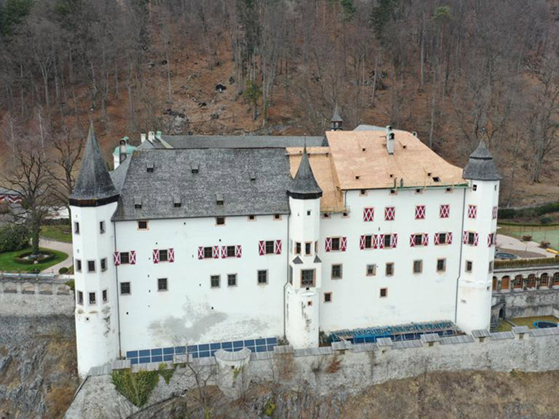 Dachsanierung Schloss Tratzberg