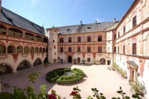 Innenhof – Schloss Tratzberg